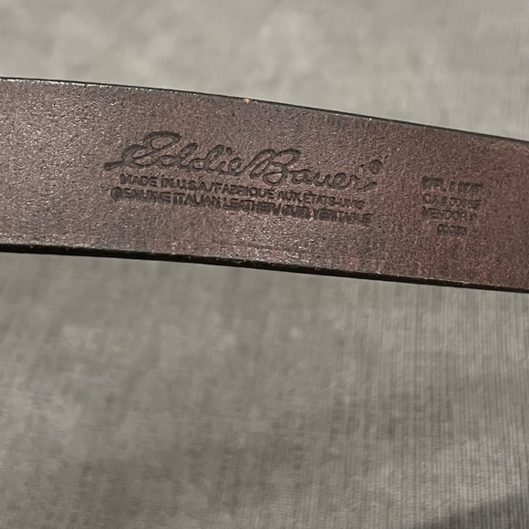 Eddie Bauer Brown Italian Leather Belt - Picture 5 of 6